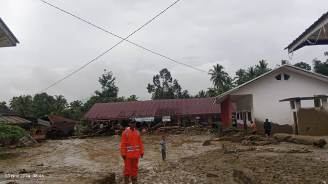 Ilustrasi banjir bandang di Sumut.  Foto: Dok. BPBD Kab Tapanuli Selatan