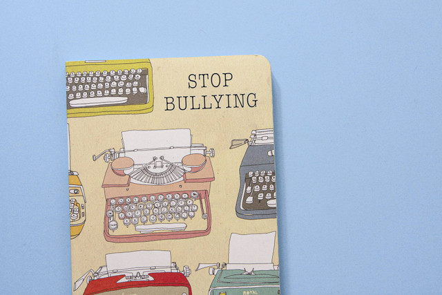 Ilustrasi Kata-kata Stop Bullying Singkat. Unsplash/Copper Wild.