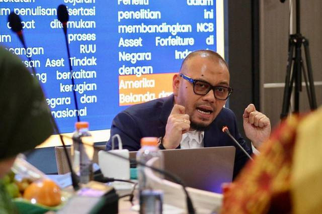 Pengamat Hukum dan pegiat antikorupsi Hardjuno Wiwoho. Foto: Dok. Istimewa