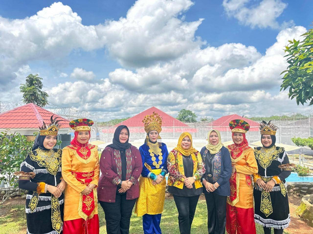 Raih Kategori Ter-Fun, Lapas Perempuan Palembang Meriahkan Lomba Medley*