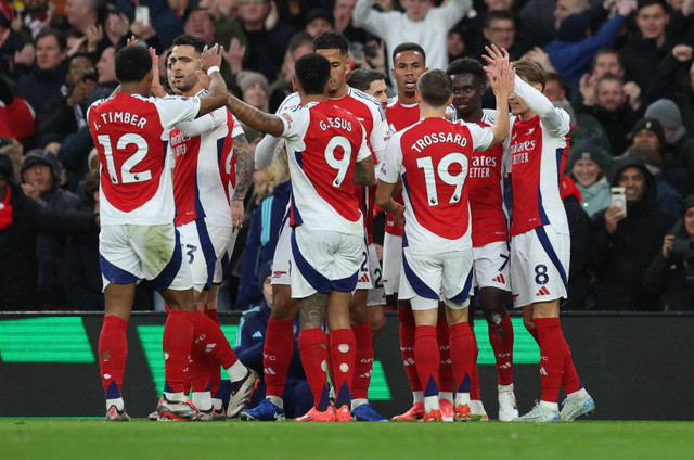 Arsenal vs Nottingham Forest di Liga Inggris. Foto: Paul Childs/REUTERS