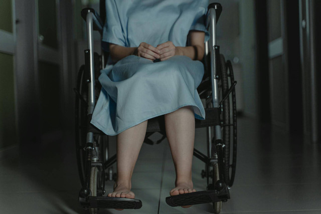 Photo by Tima Miroshnichenko: https://www.pexels.com/photo/barefoot-patient-on-a-wheelchair-6011572/ 