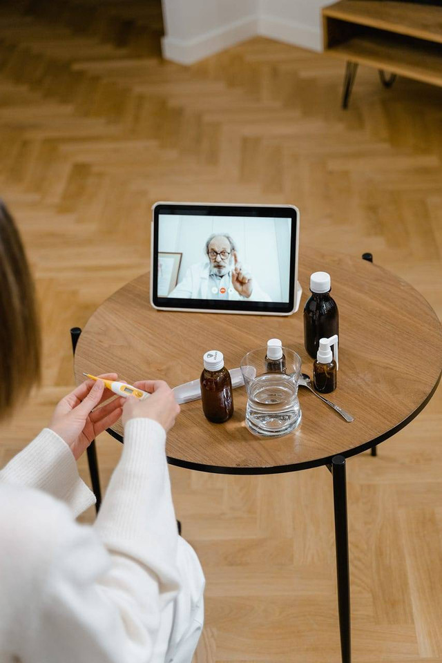 Illustrasi Telemedicine (sumber : https://pixabay.com/)