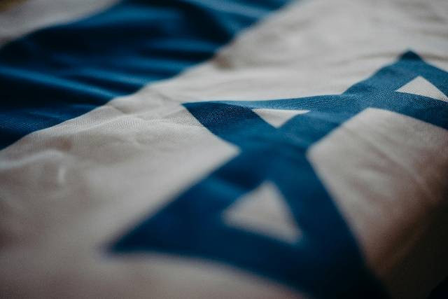 Bendera Israel (images.pexels.com/Cottonbro Studio)