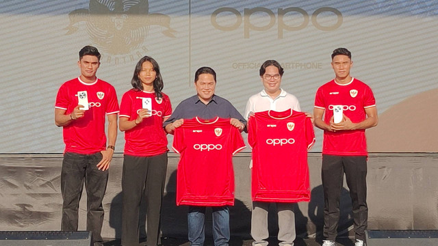 Oppo resmi menjadi Official Smartphone Partner untuk Timnas Indonesia. Foto: Dok. Oppo