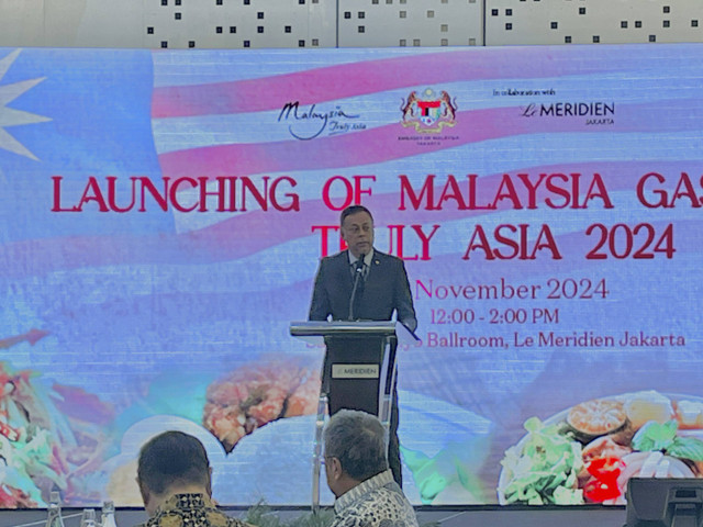 Duta Besar Malaysia untuk Indonesia, Dato' Syed Mohamad Hasrin Tengku Hussin dalam Acara Peresmian program Malaysia Gastronomy Truly Asia 2024 di Hotel Le Meridien, Jakarta Selatan, Senin (25/11/2024). Foto: Tiara Hasna/kumparan