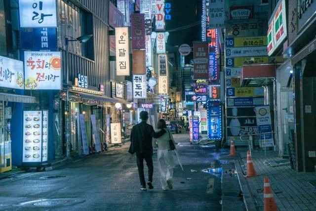 Pemain film Cinta Tak Seindah Drama Korea, foto hanya ilustrasi, bukan tokoh sebenarnya: Pexels/cityintake