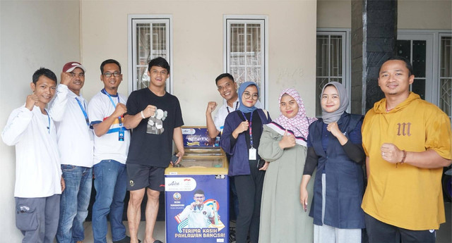 Aice membagikan es krim dan freezer gratis sebagai dukungan kepada para atlet yang bertanding di Olimpiade Paris 2024. Foto: dok. Aice