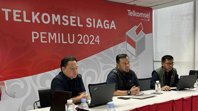 Telkomsel mempersiapkan infrastruktur di 657 titik keramaian yang tersebar di seluruh Indonesia, serta mengoperasikan 15 posko monitoring online untuk memastikan kelancaran selama momen Pilkada 2024. Foto: Dok. Telkomsel