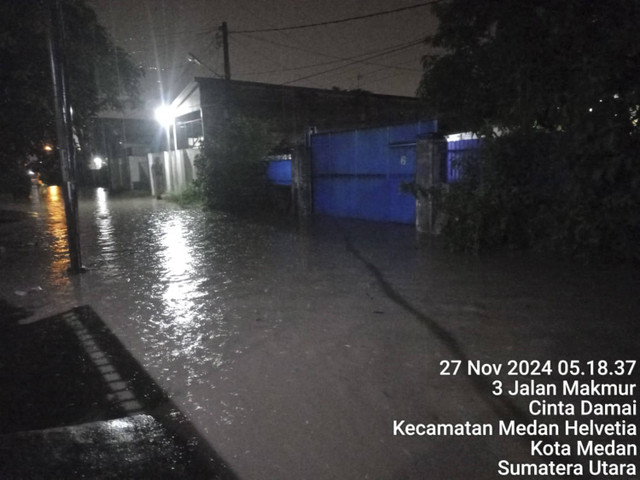 Banjir pada hari pemilihan kepala daerah serentak di Kota Medan, Rabu (27/11/2024). Foto: Dok. BPBD Medan