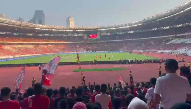 GBK Indonesia vs Irak (Sumber Foto : Koleksi Pribadi)