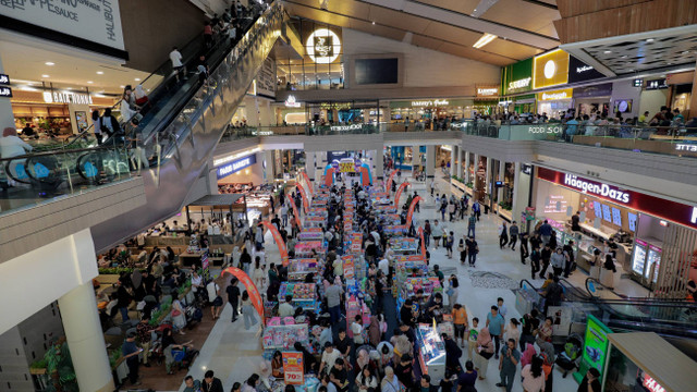 Suasana di Mal Kota Kasablanka, Jakarta, Rabu (27/11/2024). Foto: Jamal Ramadhan/kumparan