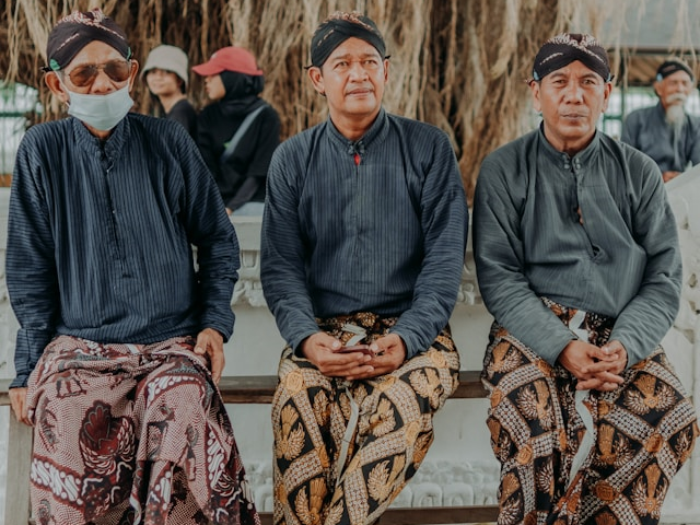 Ilustrasi guru gatra tembang gambuh. Sumber: unsplash.com/AryaKrisdyantara.