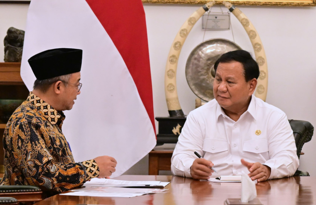 Mendikdasmen Abdul Mu'ti menghadap Presiden Prabowo pada pada hari Selasa (26/11/2024). Foto: Instagram/@sekretariat.kabinet