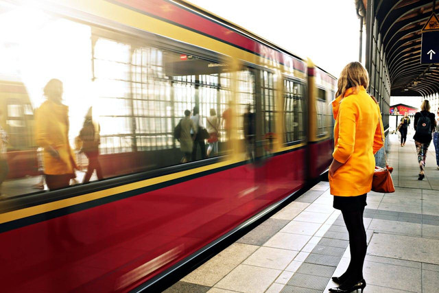 Rute Kereta Ranggajati, Foto Hanya Ilustrasi, Bukan Gambar Sebenarnya, Sumber Foto: Pexels/Life of Pix