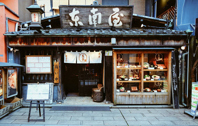 Restoran Jepang di Bandung. Foto hanya ilustrasi bukan tempat/gambar sebenarnya. Sumber foto: Unsplash/Hardik Pandya