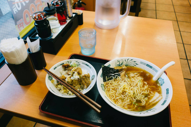 Depot Mie Sahadja Malang (Foto hanya ilustrasi, bukan tempat sebenarnya) Sumber: pexels/ Markus Winkler