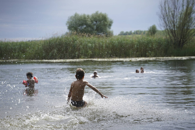 Ilustrasi sungai.  Foto: Shutterstock