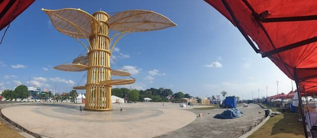 Alun-Alun Sragen. Foto Hanya Ilustrasi Bukan Tempat Sebenarnya. Sumber Foto: Unsplash.com/Dewi Rusbandiri