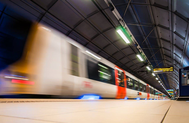 Kereta Semarang-Weleri Berapa Jam?. Foto hanya ilustrasi bukan tempat/gambar sebenarnya. Sumber foto: Pexels-Paul IJsendoorn