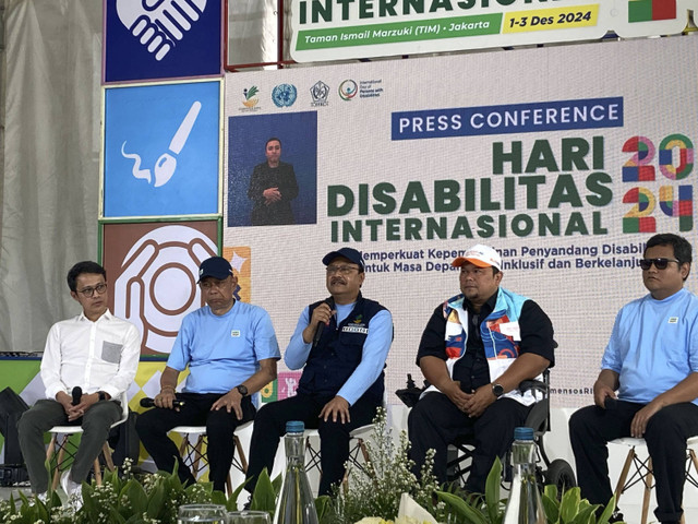 Menteri Sosial Saifullah Yusuf dalam konferensi pers Hari Disabilitas Internasional, di Taman Ismail Marzuki, Jakarta Pusat, Minggu (1/12/2024). Foto: Alya Zahra/Kumparan