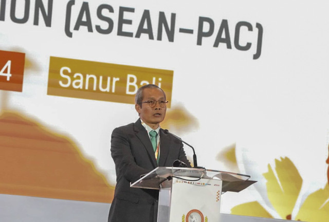 Wakil Ketua KPK, Alexander Marwata, memberikan sambutan di acara The 20th Principals Meeting of the ASEAN Parties Against Corruption (ASEAN-PAC) di Bali, Senin (2/12/2024). Foto: Dok. KPK