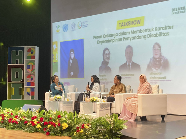 Kementerian Sosial (Kemensos) menggelar Talkshow Peran Keluarga dalam Membentuk Karakter Kepemimpinan Penyandang Disabilitas, di Taman Ismail Marzuki, Jakarta Pusat, Senin (2/12/2024). Foto: Alya Zahra/Kumparan
