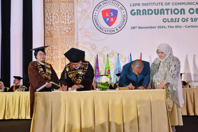 Penandatanganan naskah kerjasama LSPR Institute dengan SBM ITB