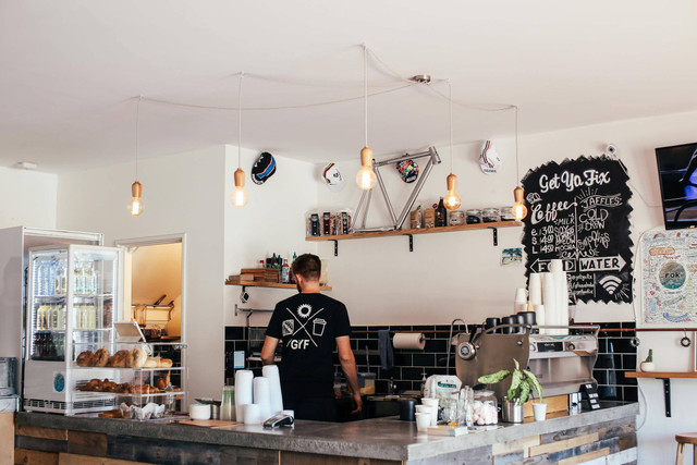 Cafe di Jabung Malang (Foto hanya ilustrasi, bukan tempat sebenarnya) Sumber: pexels/ Rachel Claire