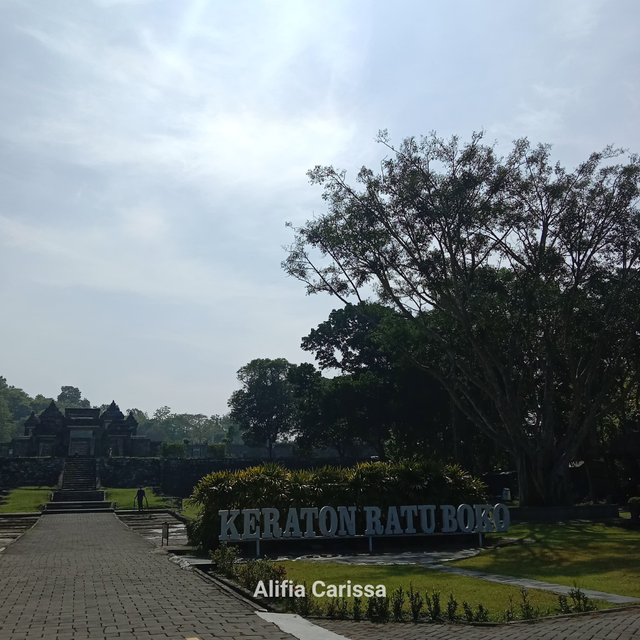 Gambar Plang Keraton Ratu Boko, oleh: Alifia Carissa