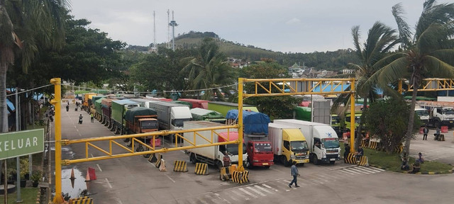 Kondisi Pelabuhan Bakauheni, Lampung Selatan pada Selasa (3/12). | Foto: Dok ASDP Bakauheni