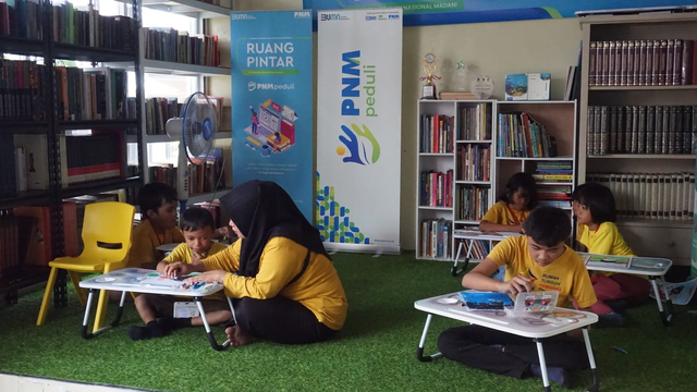 Ruang Pintar Jendela Ibu untuk anak-anak penyandang disabilitas di Bogor. Foto: Dok. PNM