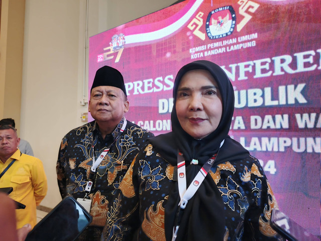 Eva Dwiana dan Deddy Amarullah resmi di tetapkan sebagai sebagai Wali Kota dan Wakil Wali Kota terpilih dalam Pemilihan Kepala Daerah (Pilkada) 2024 | Foto : Eka Febriani / Lampung Geh