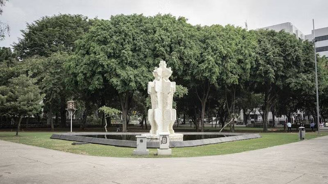 Alun-Alun Semarang. Foto hanya ilustrasi, bukan tempat yang sebenarnya. Sumber: Unsplash/Fiqih Alfarish