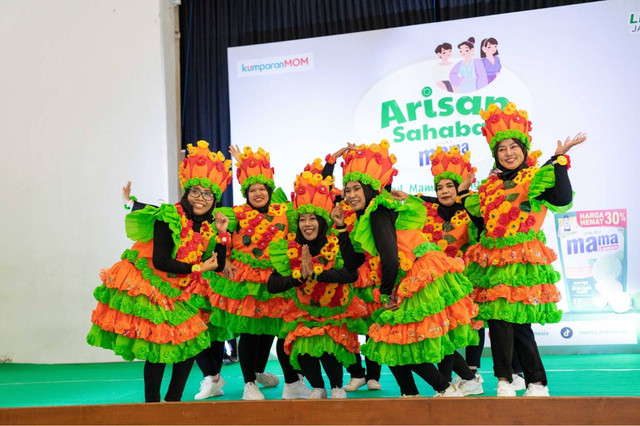 Mini Arisan Sahabat Mama di kota Surabaya. Foto: kumparan