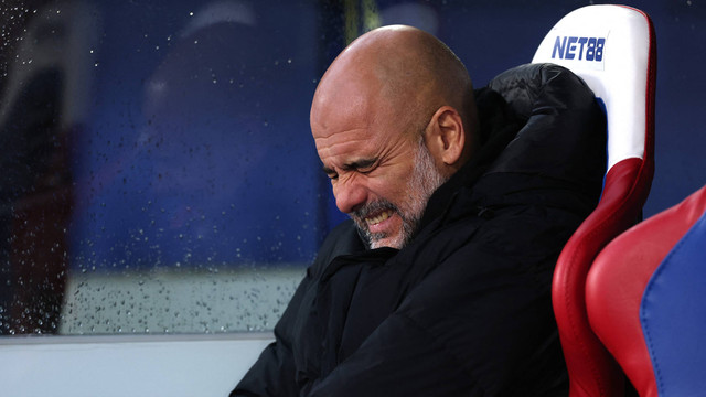 Pelatih Manchester City Pep Guardiola berekspresi saat timnya menghadapi Crystal Palace di Selhurst Park, London, Inggris, 7 Desember 2024. Foto: Reuters/Paul Childs