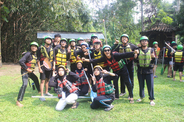 Bridging mahasiswa Ilmu Komunikasi angkatan 2024 (Dok. Istimewa)