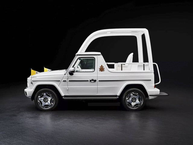 Mobil listrik Mercedes-Benz G Class untuk Paus Fransiskus. Foto: Dok. Mercedes-Benz