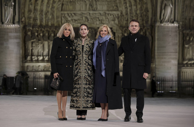 Tokoh perempuan dunia hadiri pembukaan kembali Katedral Notre-Dame di Paris, Prancis, Minggu (8/12/2024). Foto: CHRISTOPHE PETIT TESSON Pool via REUTERS