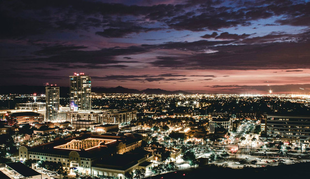 Bukit Gombel Semarang. Foto hanya ilustrasi, bukan tempat sebenarnya. Sumber: unsplash.com/Dimitar Donovski.