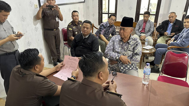 Perkara dugaan pencucian uang Pimpinan Pondok Pesantren Al-Zaytun, Panji Gumilang, dilimpahkan ke Kejari Indramayu. Foto: Dok. Kejagung