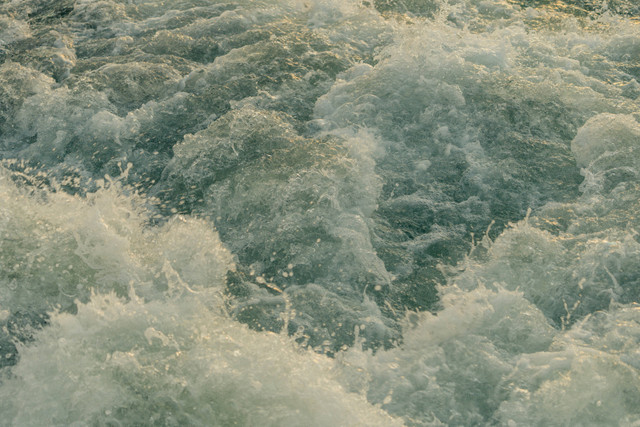 Ilustrasi Sungai Terdalam di Dunia, Foto:Unsplash/Hans Ott