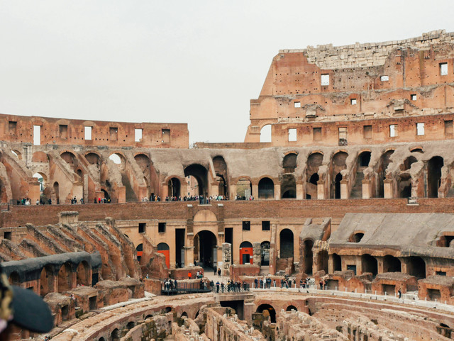 Ilustrasi sejarah colosseum, foto: unsplash/Kenny