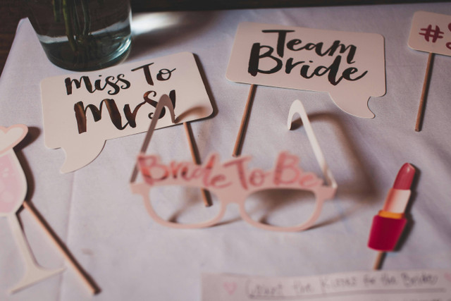 Caption Bridal Shower. Foto: Pexels/Craig Adderley