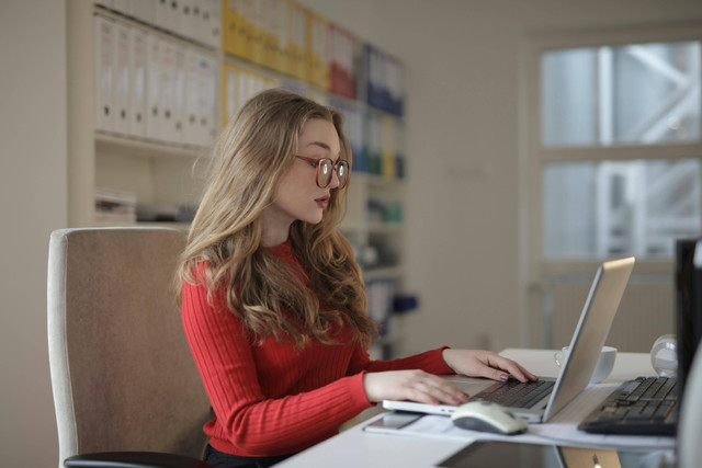 PPG adalah program pendidikan tinggi yang dirancang untuk meningkatkan kualitas dan kompetensi guru di Indonesia. Foto: Pexels.com