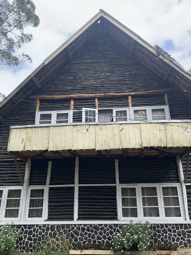 Rumah Pengabdi Setan. Foto: Hadi Isnandiawan/Shutterstock