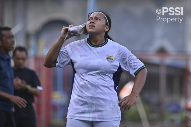 Perispon (Kalimantan Barat) menghadapi Persib Putri (Jawa Barat) di babak Grup A Piala Pertiwi 2024 di Lapangan Akademi Persija, Pulomas, Jakarta Timur, Rabu (11/12/2024). Foto: Dok. PSSI