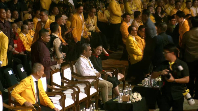 Ketua DPP PDIP Puan Maharani menghadiri perayaan HUT ke-60 Partai Golkar di Sentul International Convention Center (SICC), Bogor, Kamis (12/12/2024). Foto: Golkar 