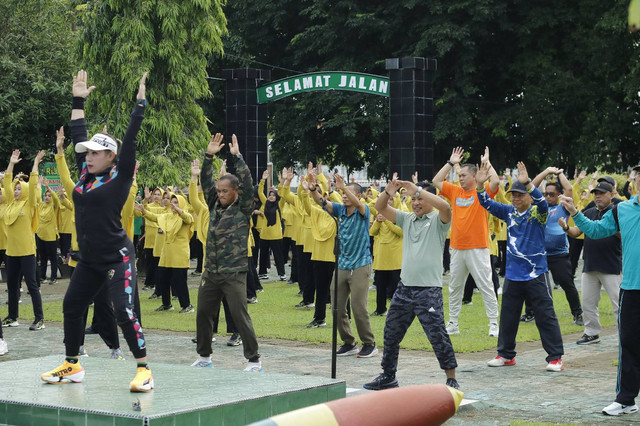 Hadiri Undangan Kodim, Kalapas Takalar Senam Pagi Bersama Forkopimda dan OPD 