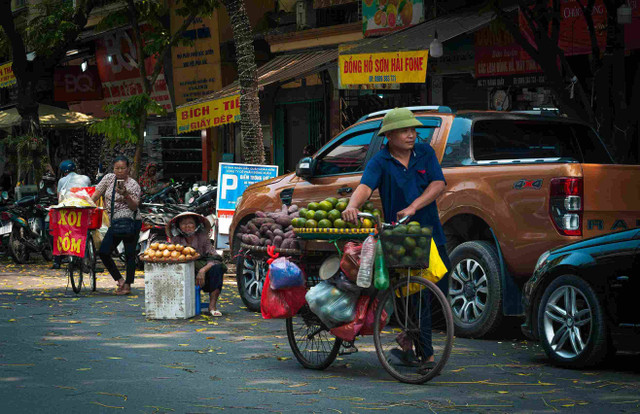 Sengketa Ekonomi Syariah: Penyebab dan Solusi Penyelesaiannya https://www.pexels.com/id-id/foto/29744597/